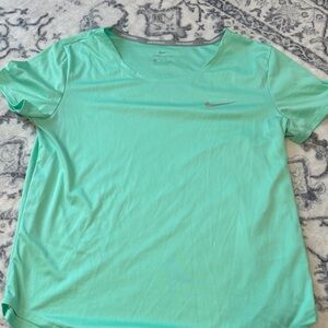 Nike Women's Light Green Short Sleeve Tee